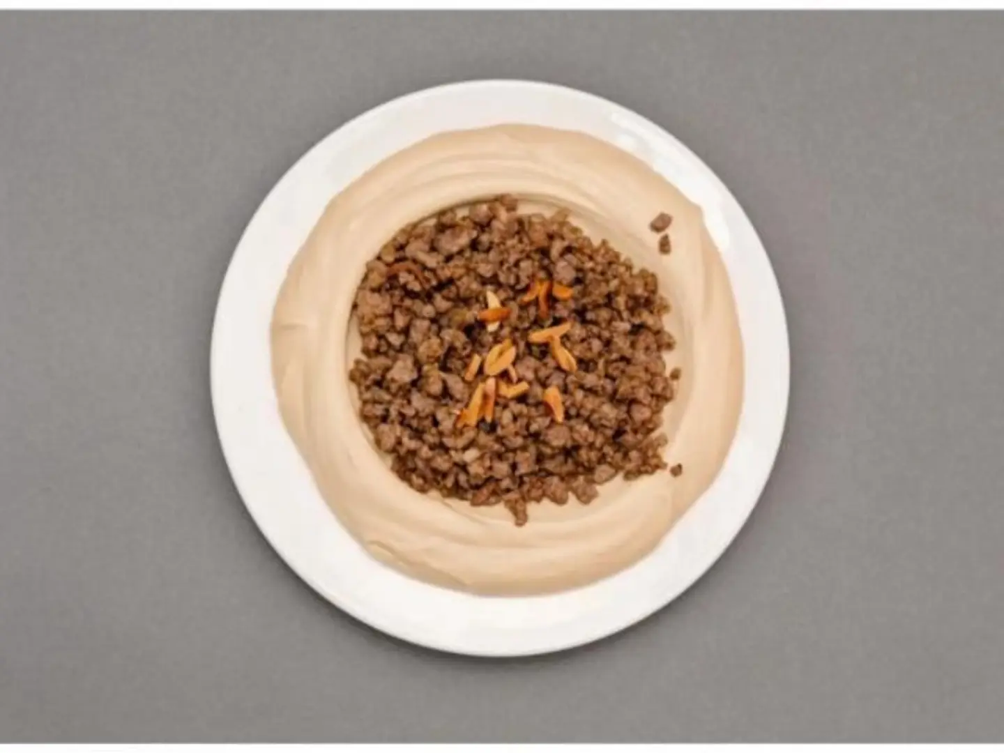 Hummus With Meat
