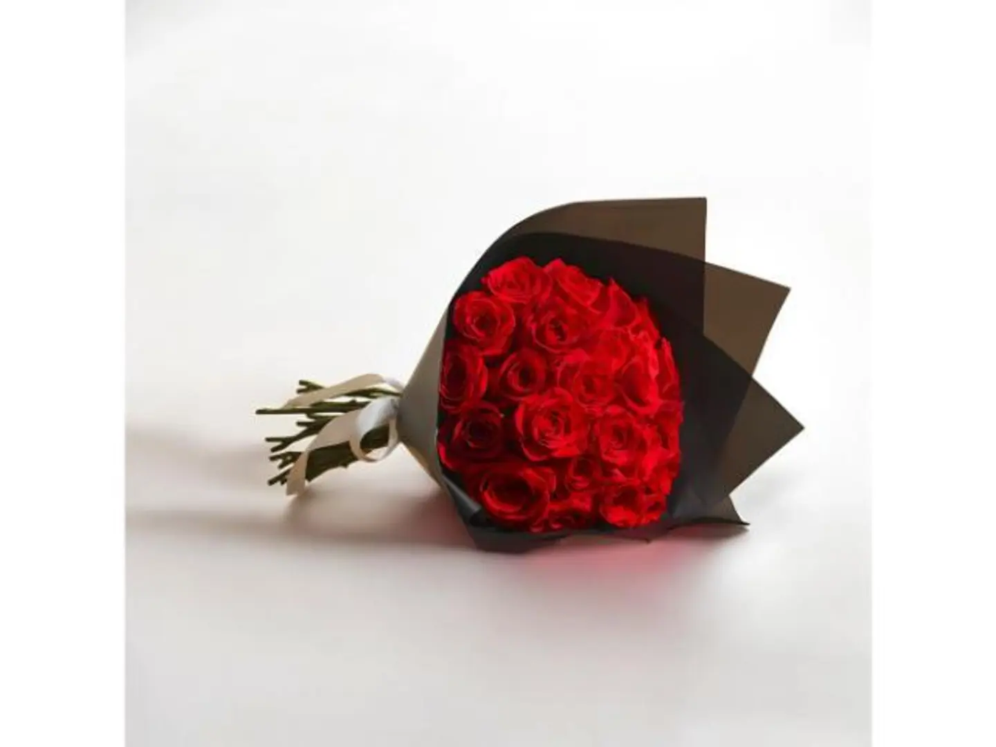 باقة الجوري الأحمر 25 جوري