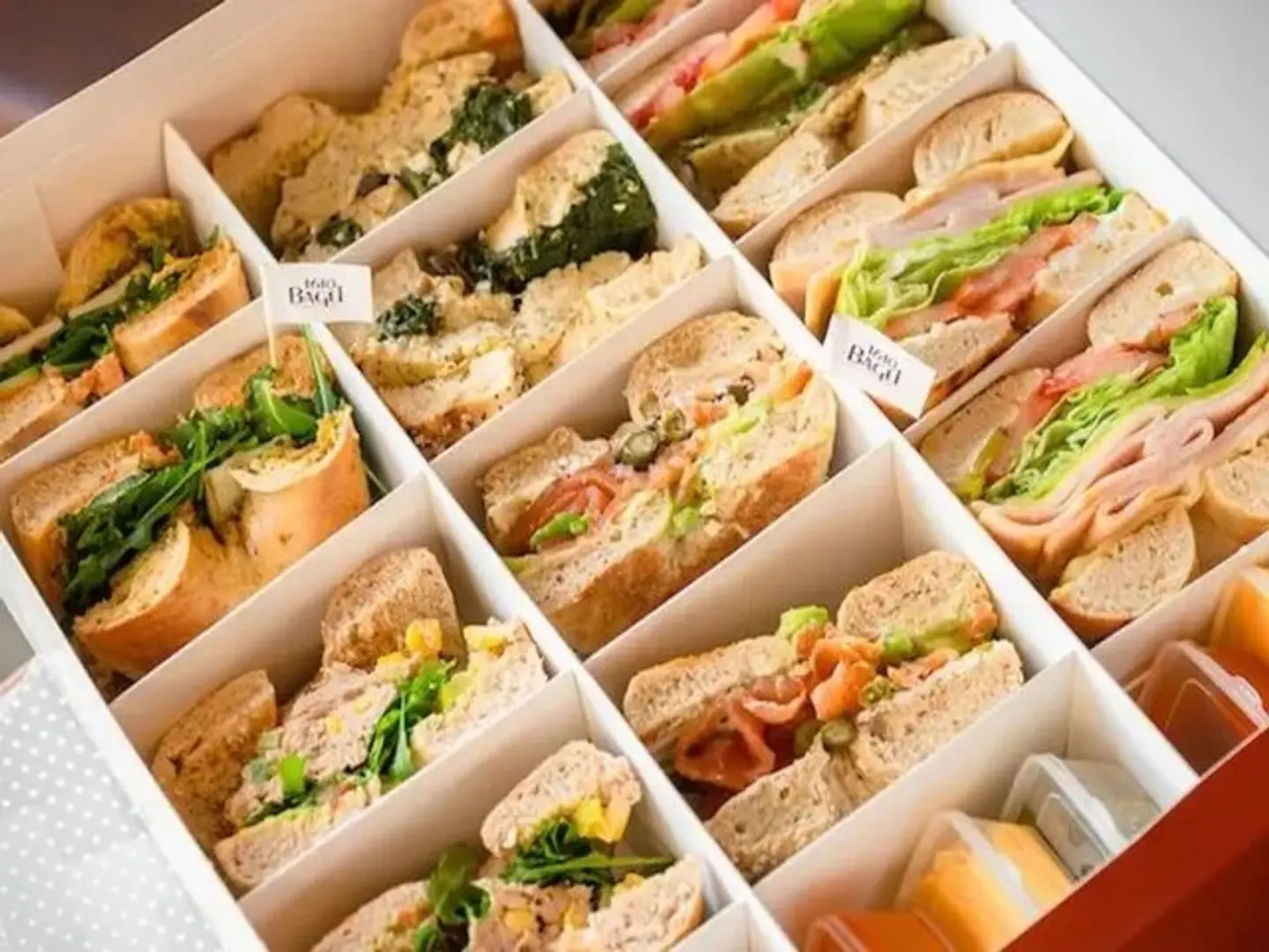 جي إف كي بوكس