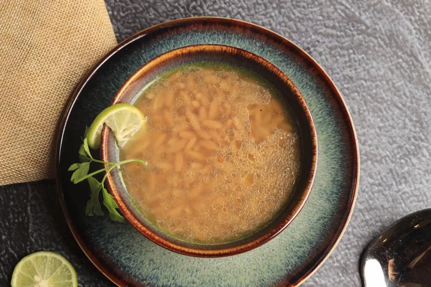 شوربة لسان عصفور