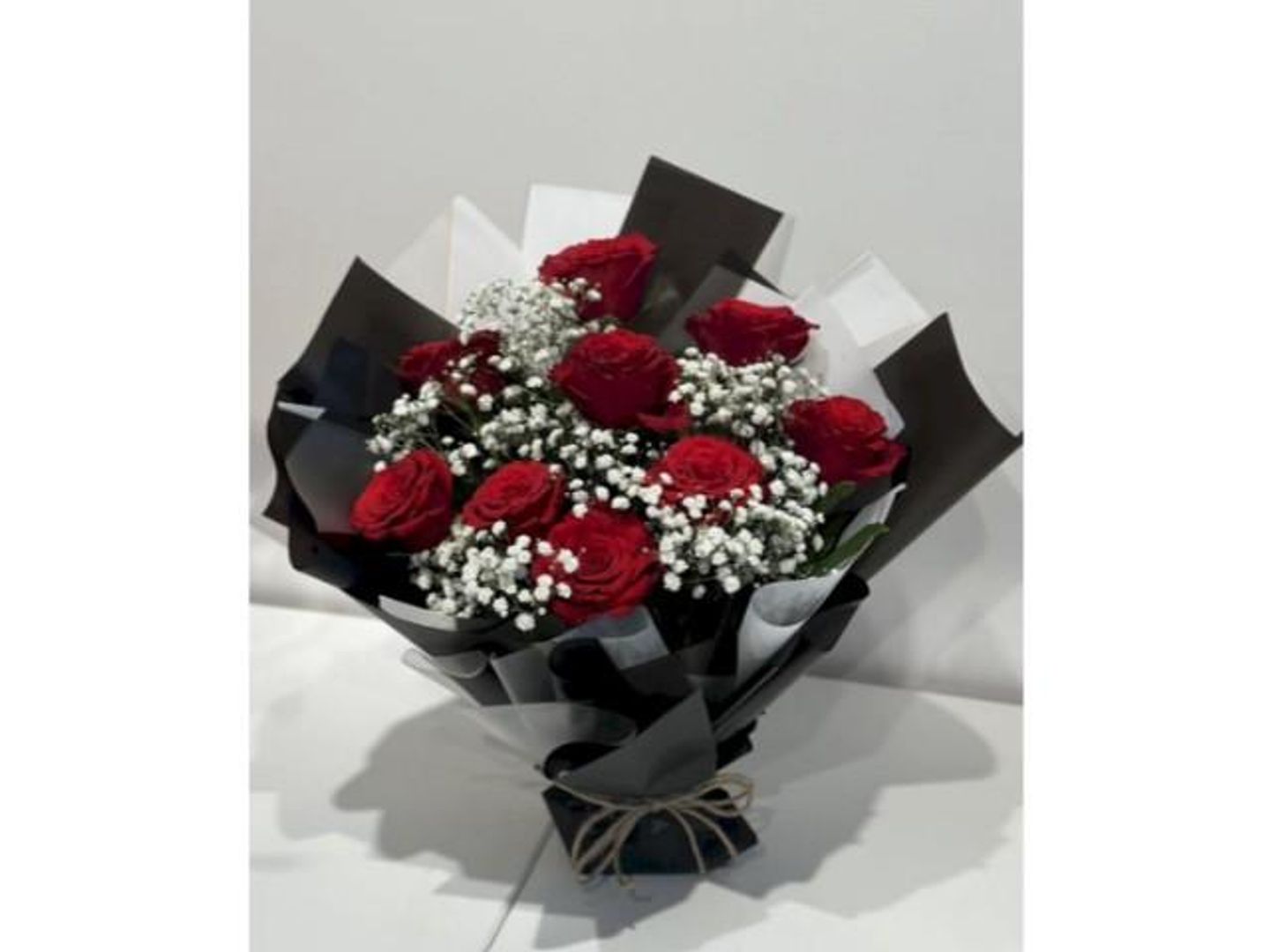 Natural Red Rose Bouquet With White Roses
