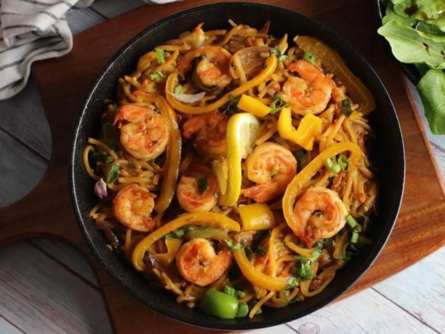 Nodels & Shrimp With Vegetable