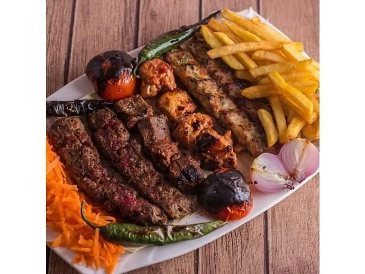 نفر مشكل دجاج 3 سيخ