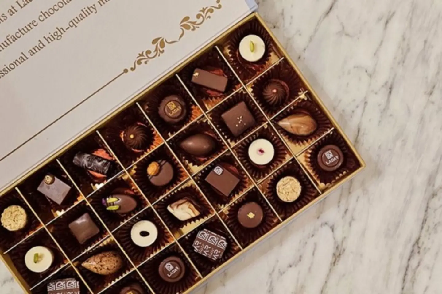 Medium Box 28 Pieces