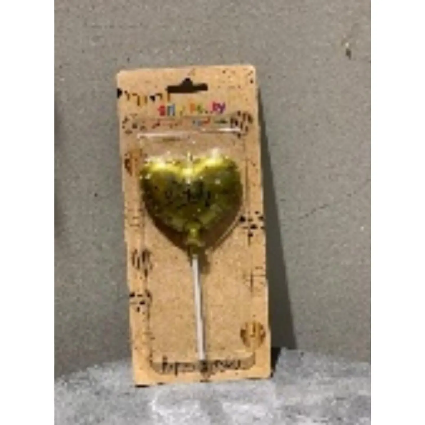 شمع يوم ميلاد ذهبي