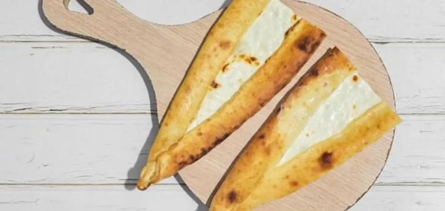 فطيرة جبنتين