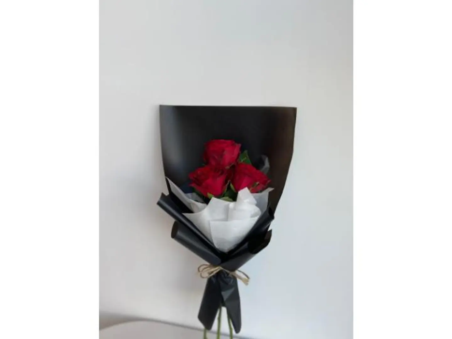 Bouquet Of Three Roses