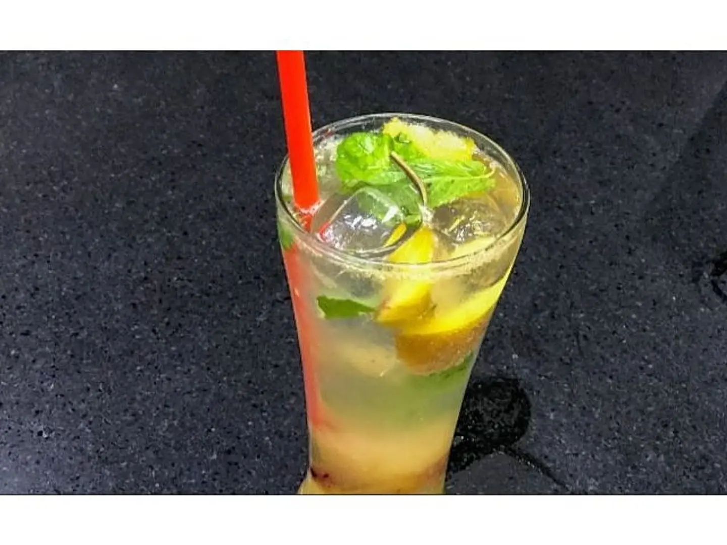 خوخ ريد بول