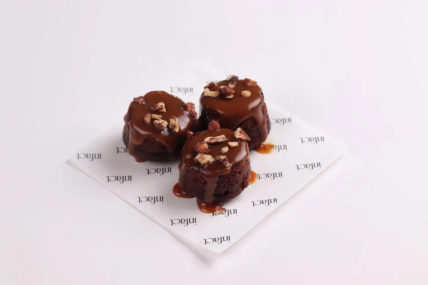 ميني كيك تمر