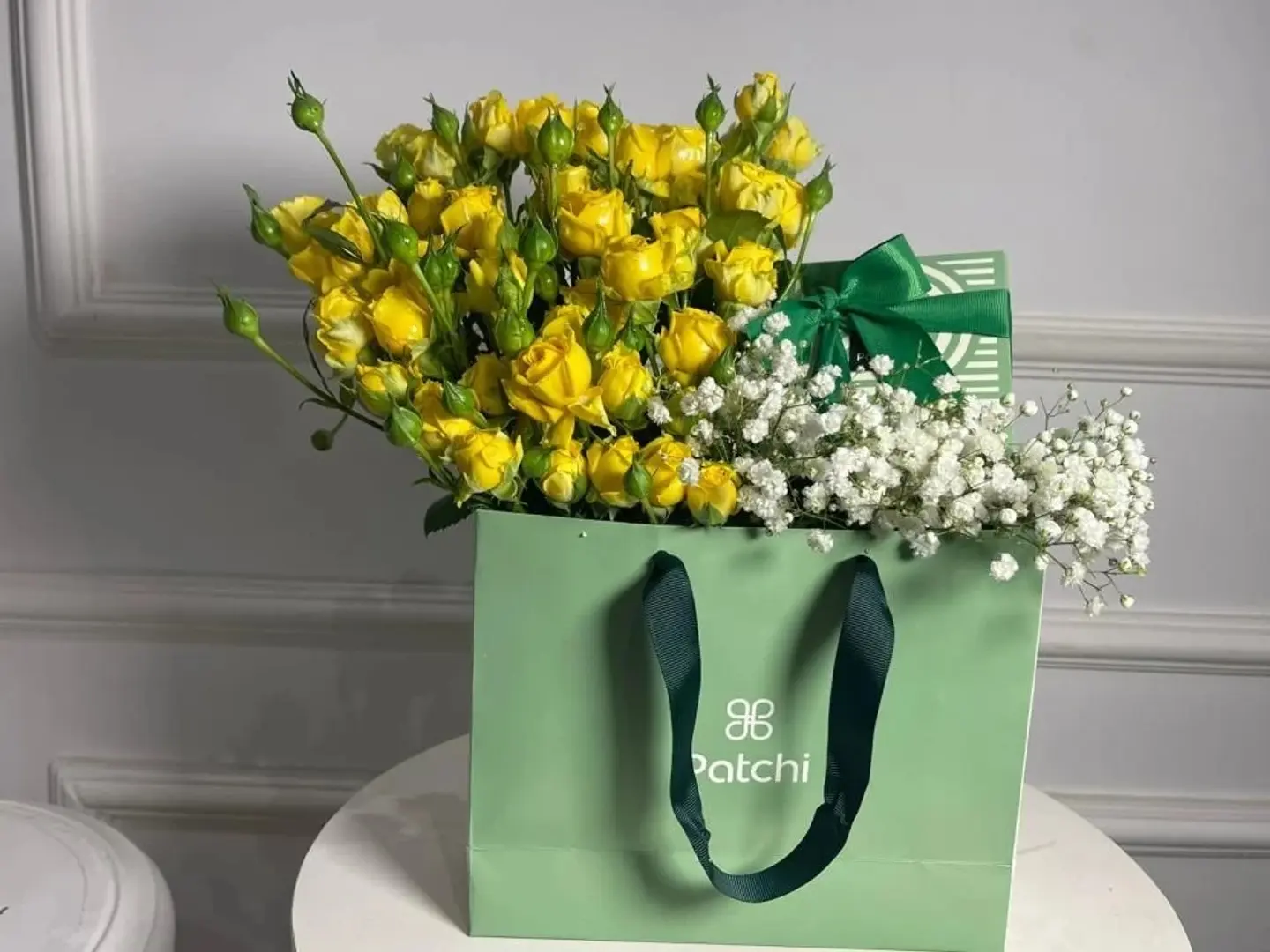 A Vase Of Roses Apache Chocolates