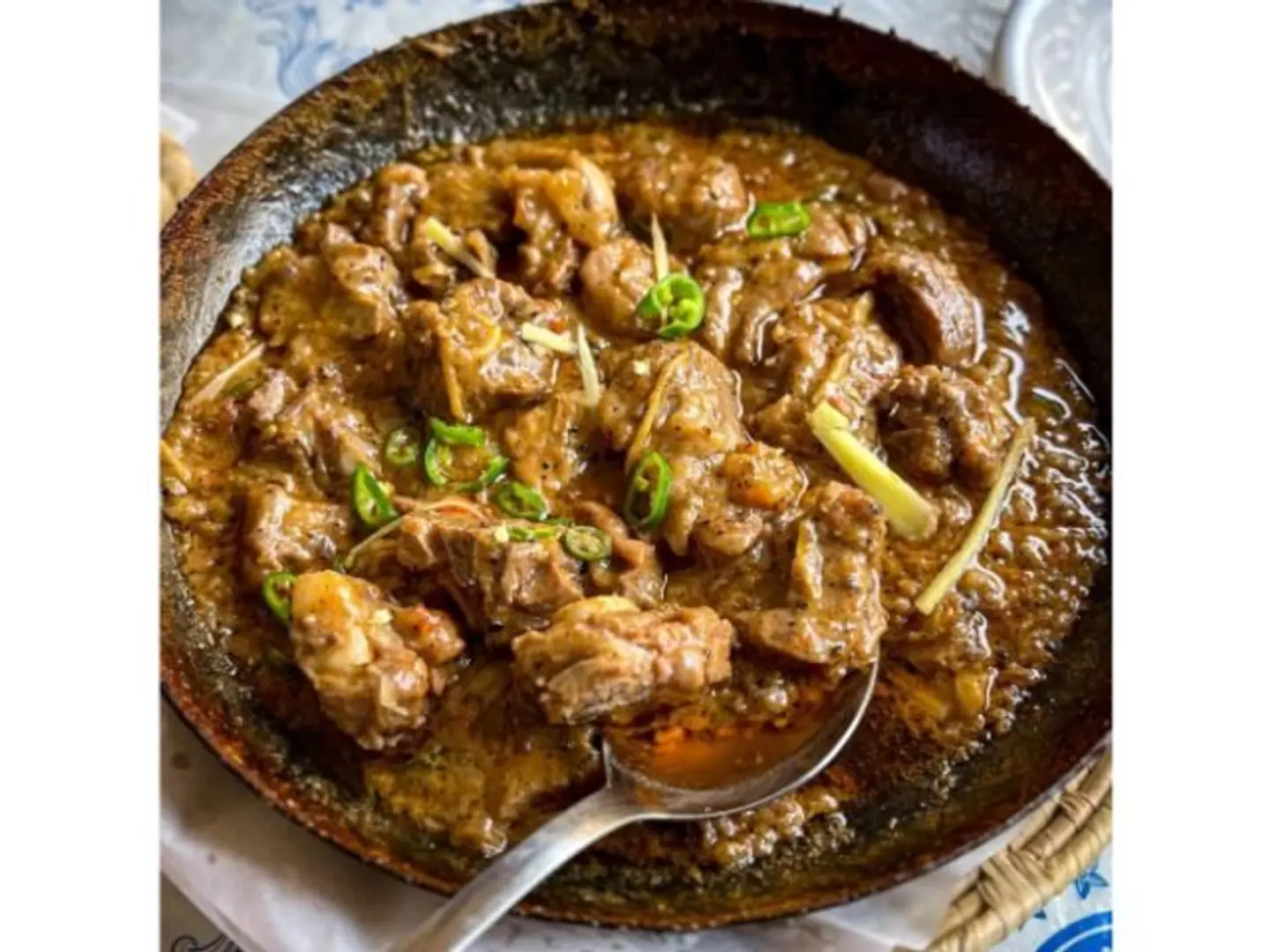 نصف لحم ضأن كاراهي