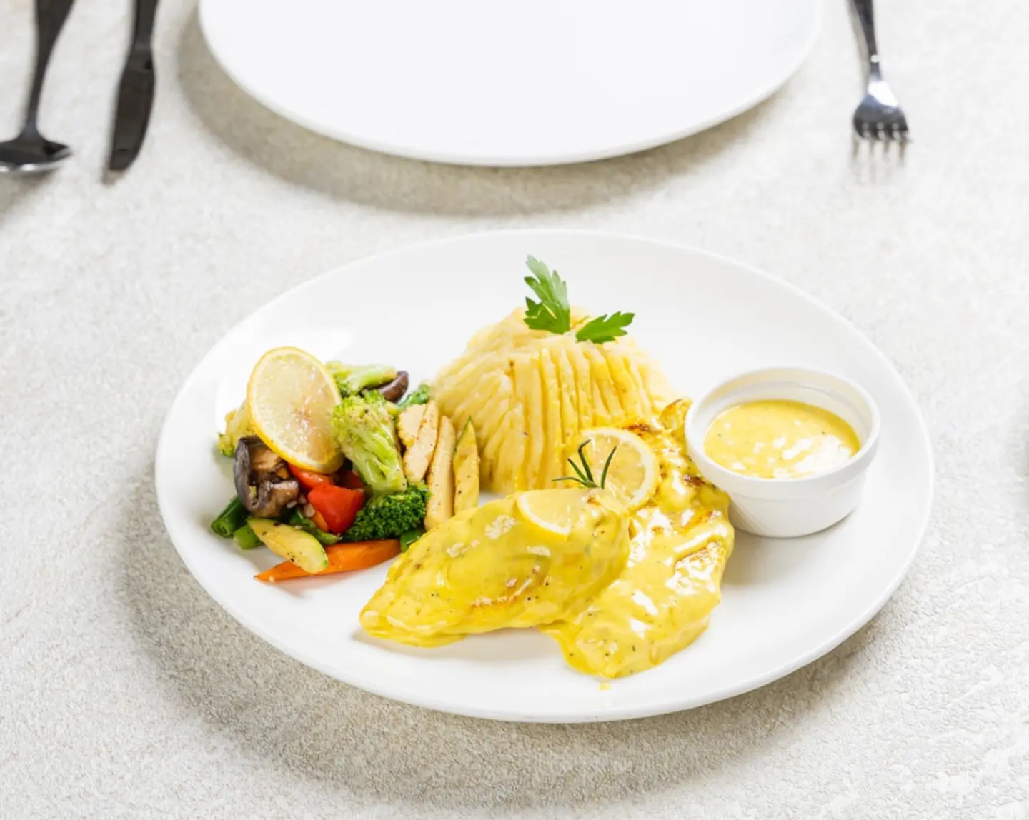 Grilled Chicken With Lemon Sauce