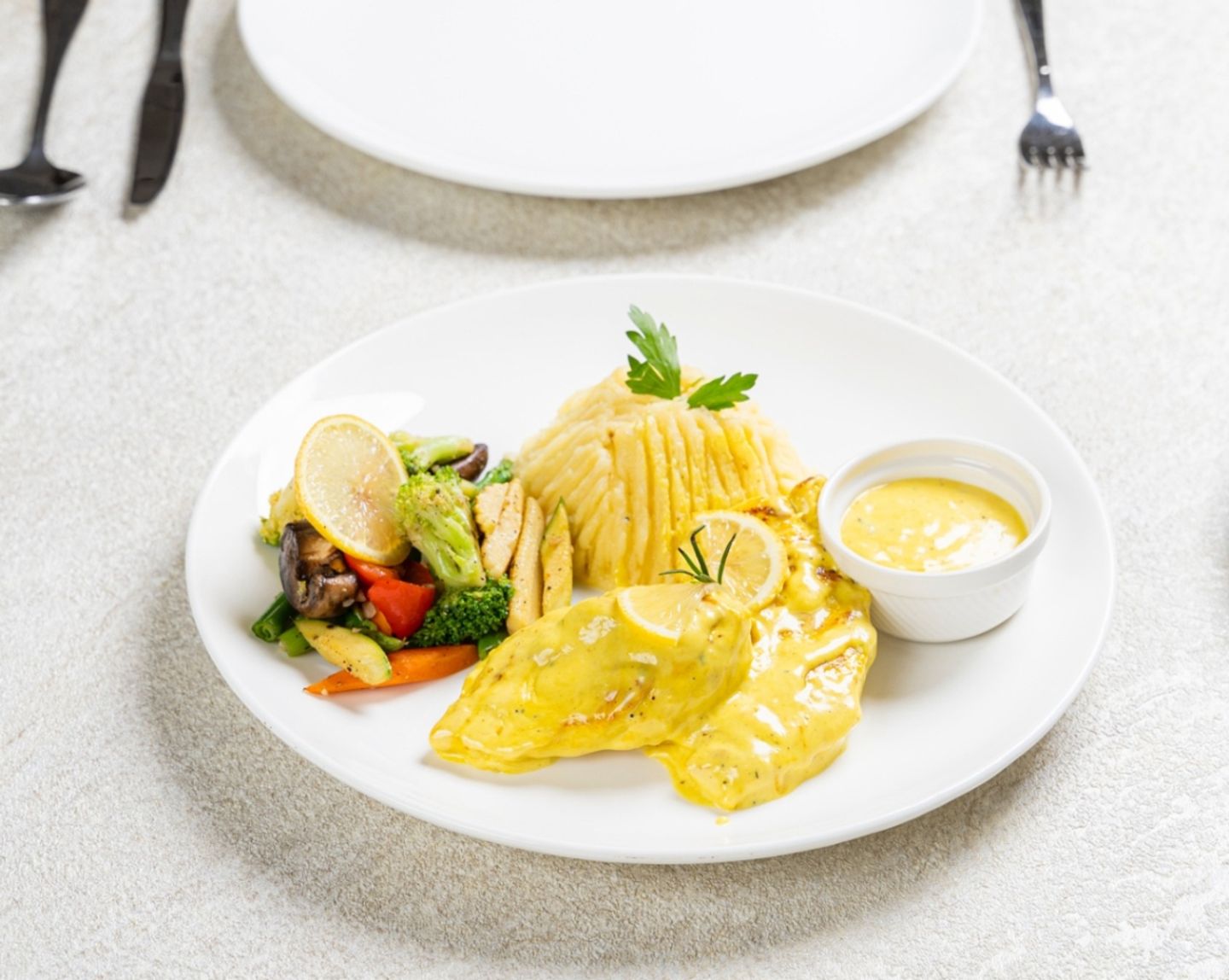 Grilled Chicken With Lemon Sauce
