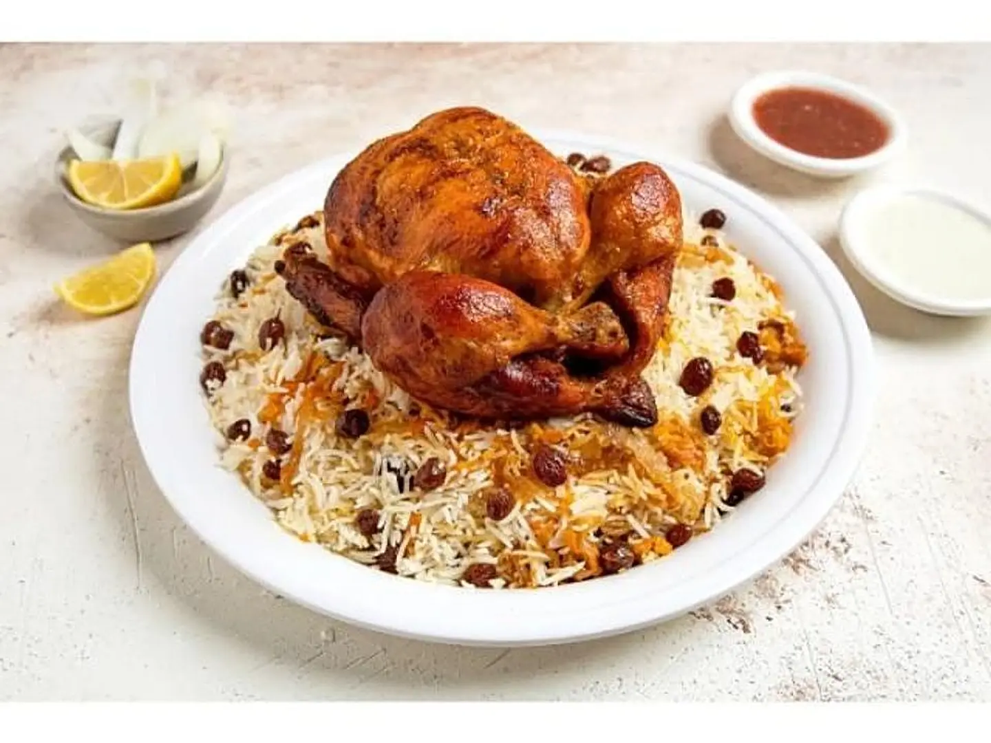 حبة كاملة دجاج شواية مع ارز