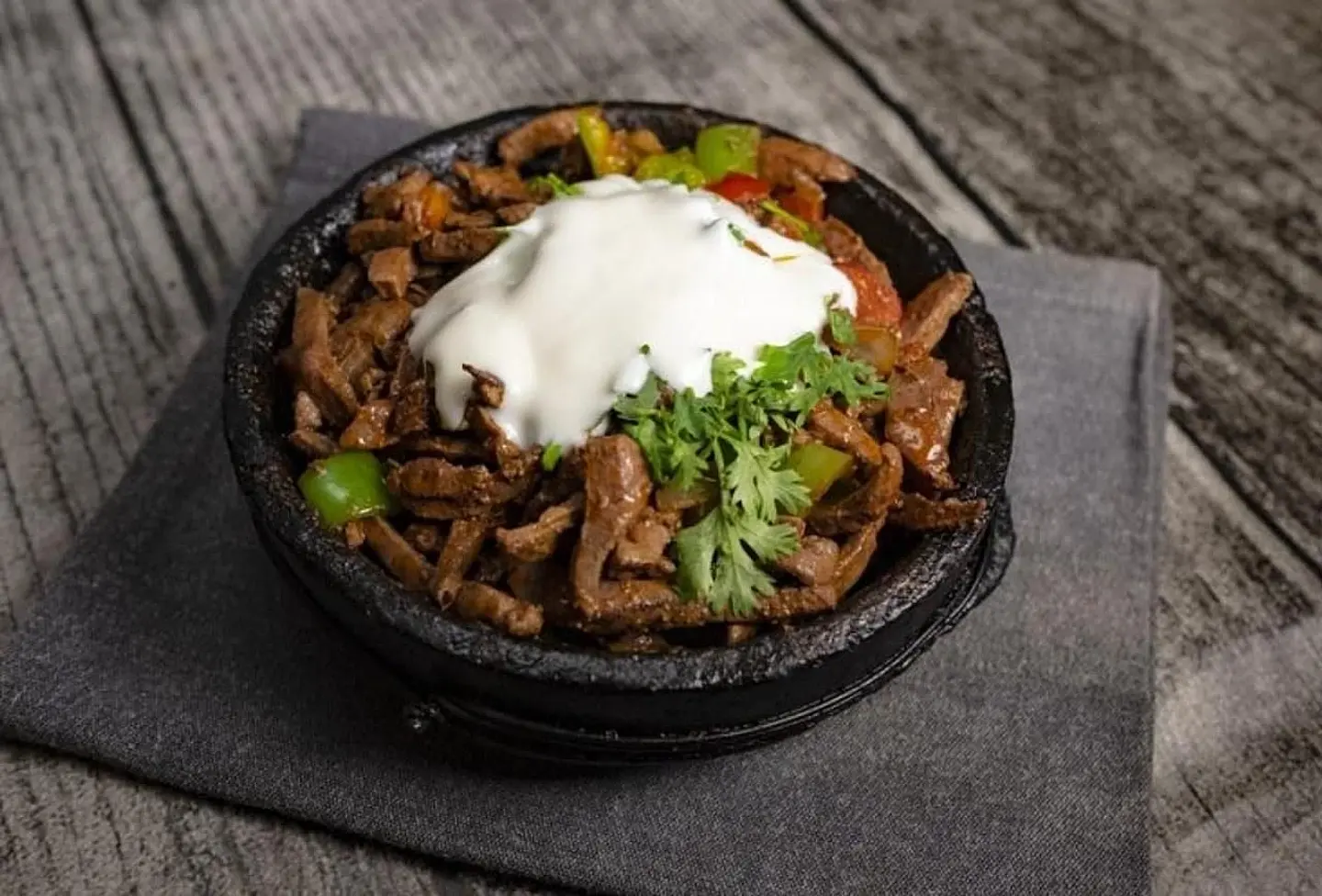 تقاطيع غنم جبن