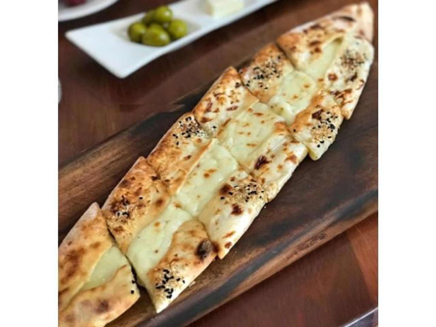 فطيرة جبنة حلوم