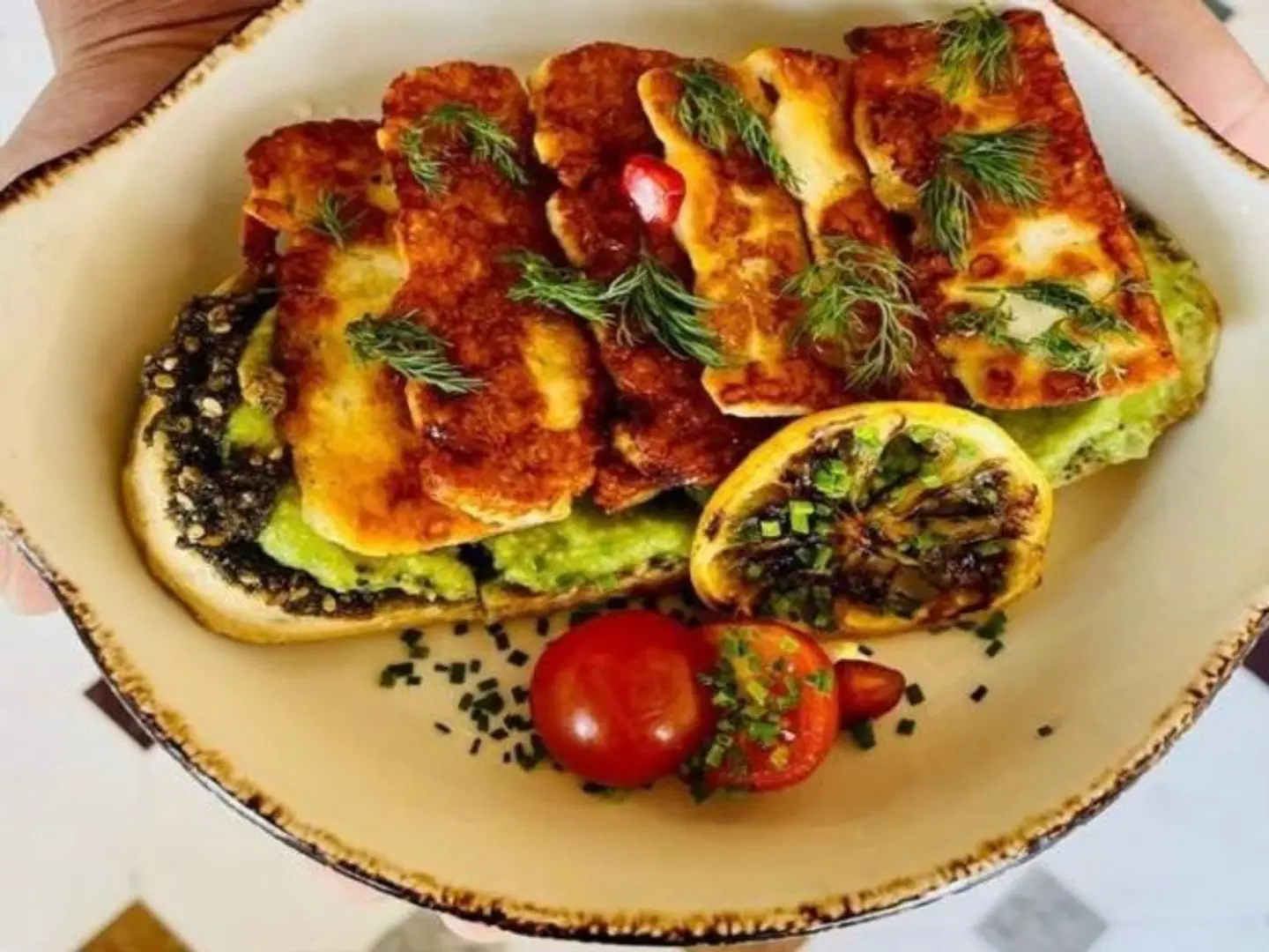 Grilled Halloumi And Avocado