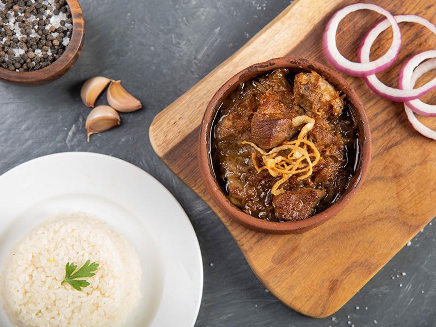 Talab Meat With Onions