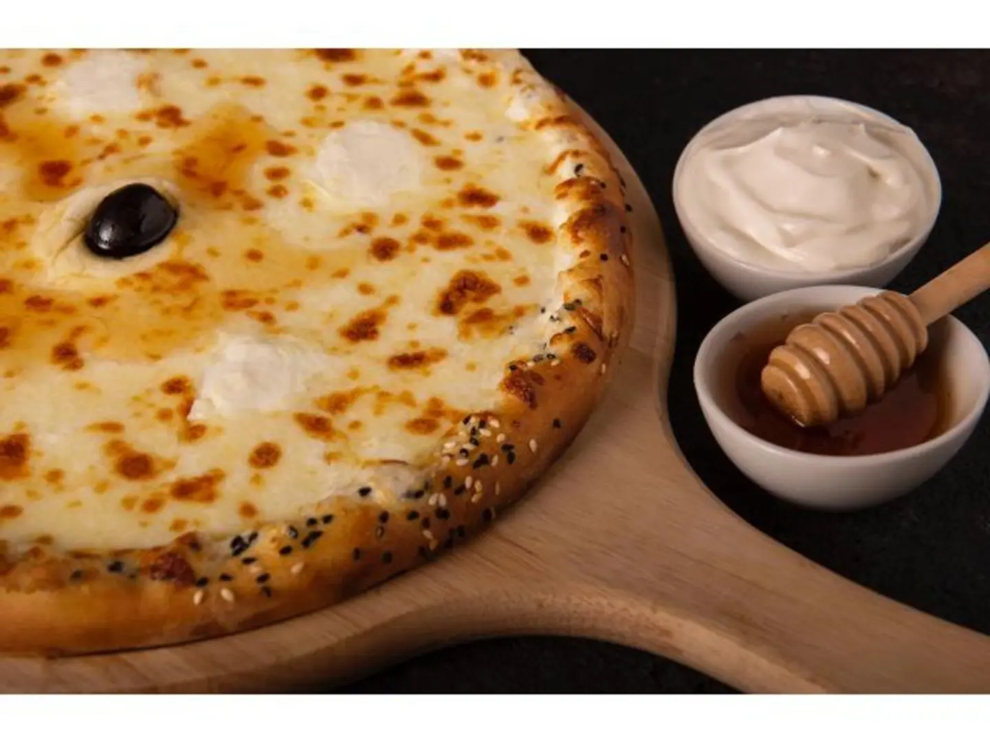 لبنة بالعسل