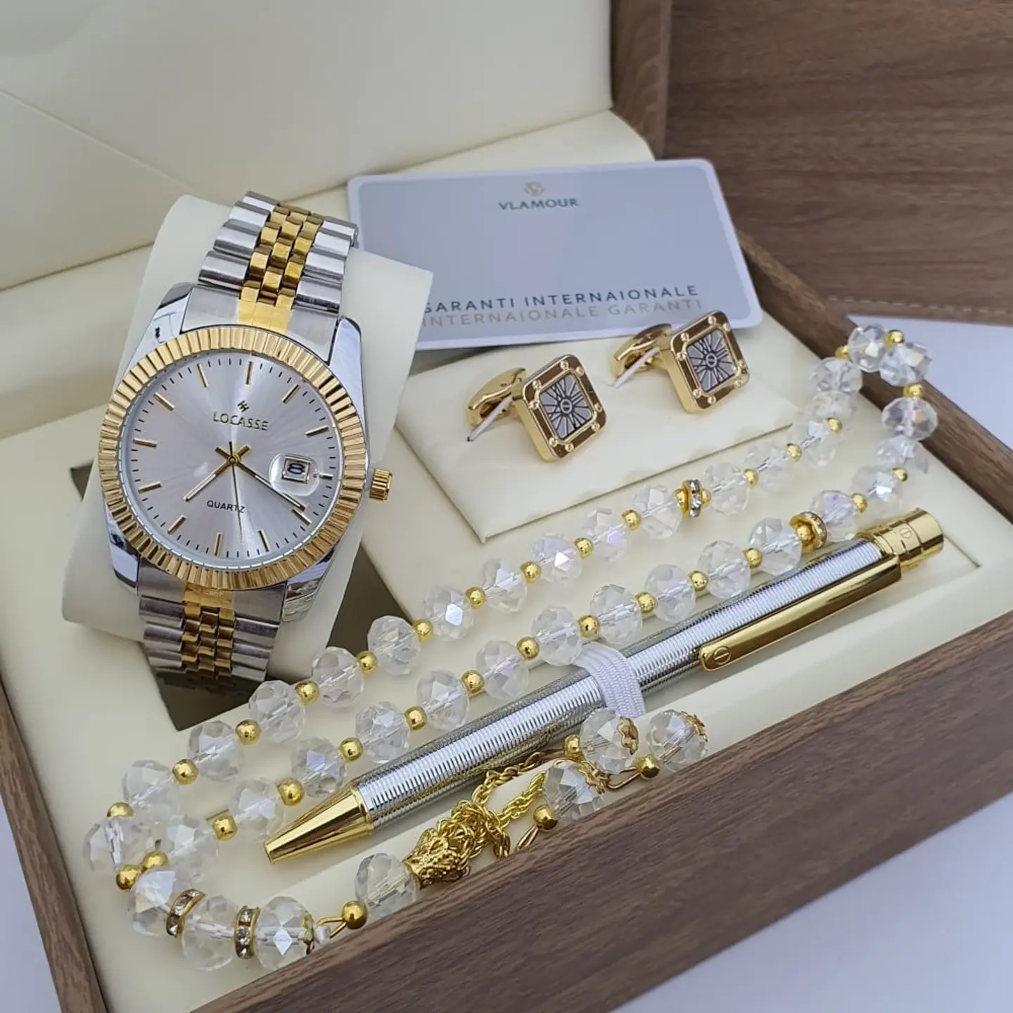 طقم هدايا رجالي فاخر - رمز الأناقة والتميز12