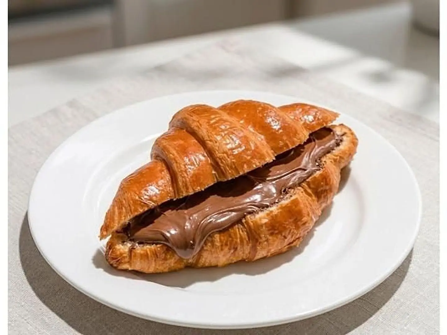 Nutella Croissant
