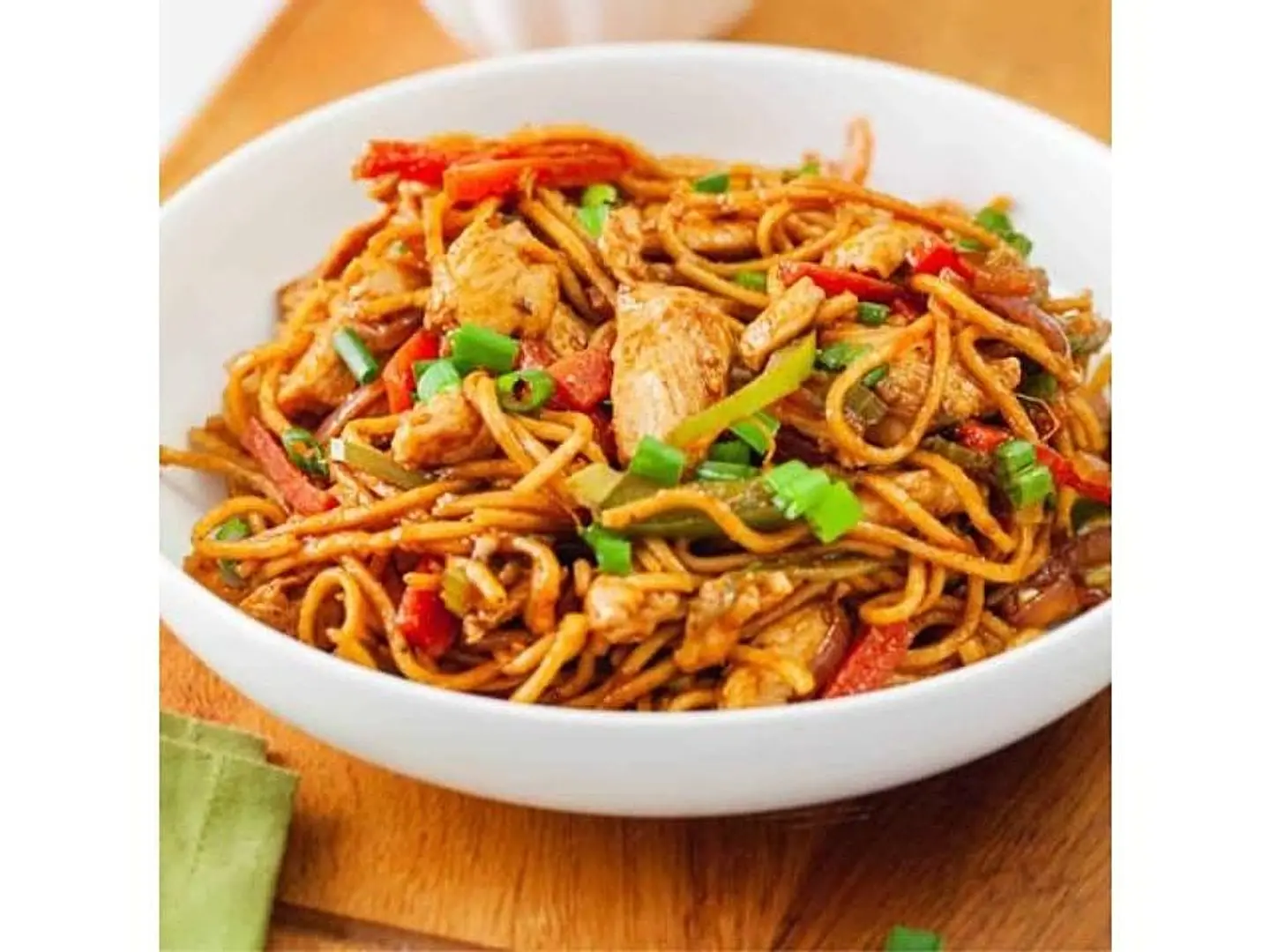 Hakka Chicken Noodles
