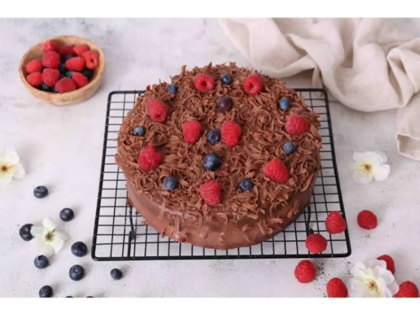 Large Chocolate Cake