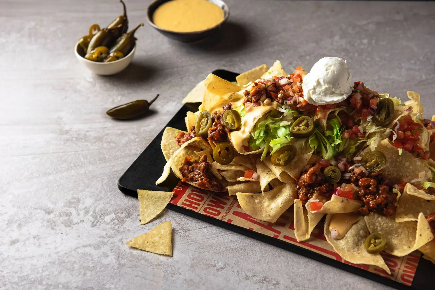 Chili Cheese Nachos - Large