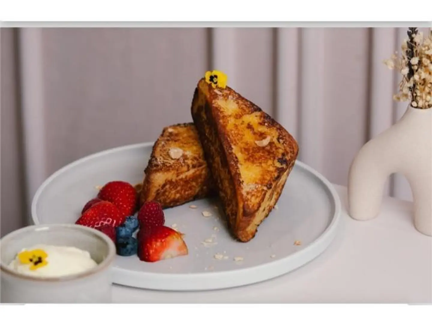 Choco Berries French Toast