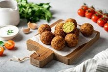 صحن فلافل عائلي صغير