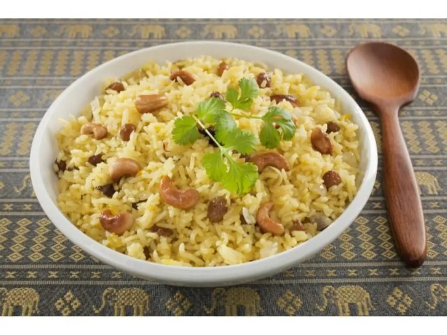 أرز الفولي لوز , كاجو , زبيب