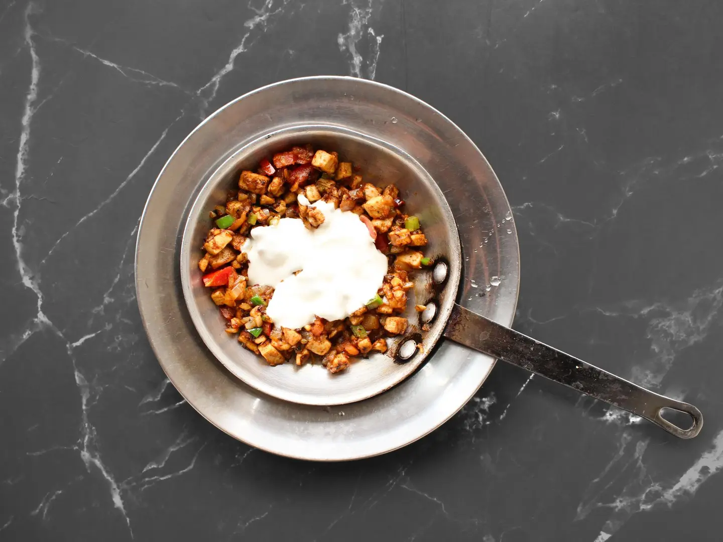 دجاج مقلقل جبن