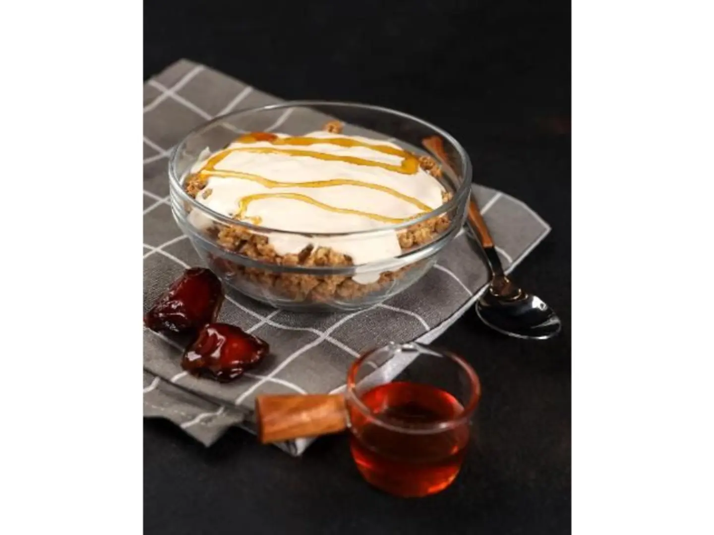 Fatteh With Cream And Honey