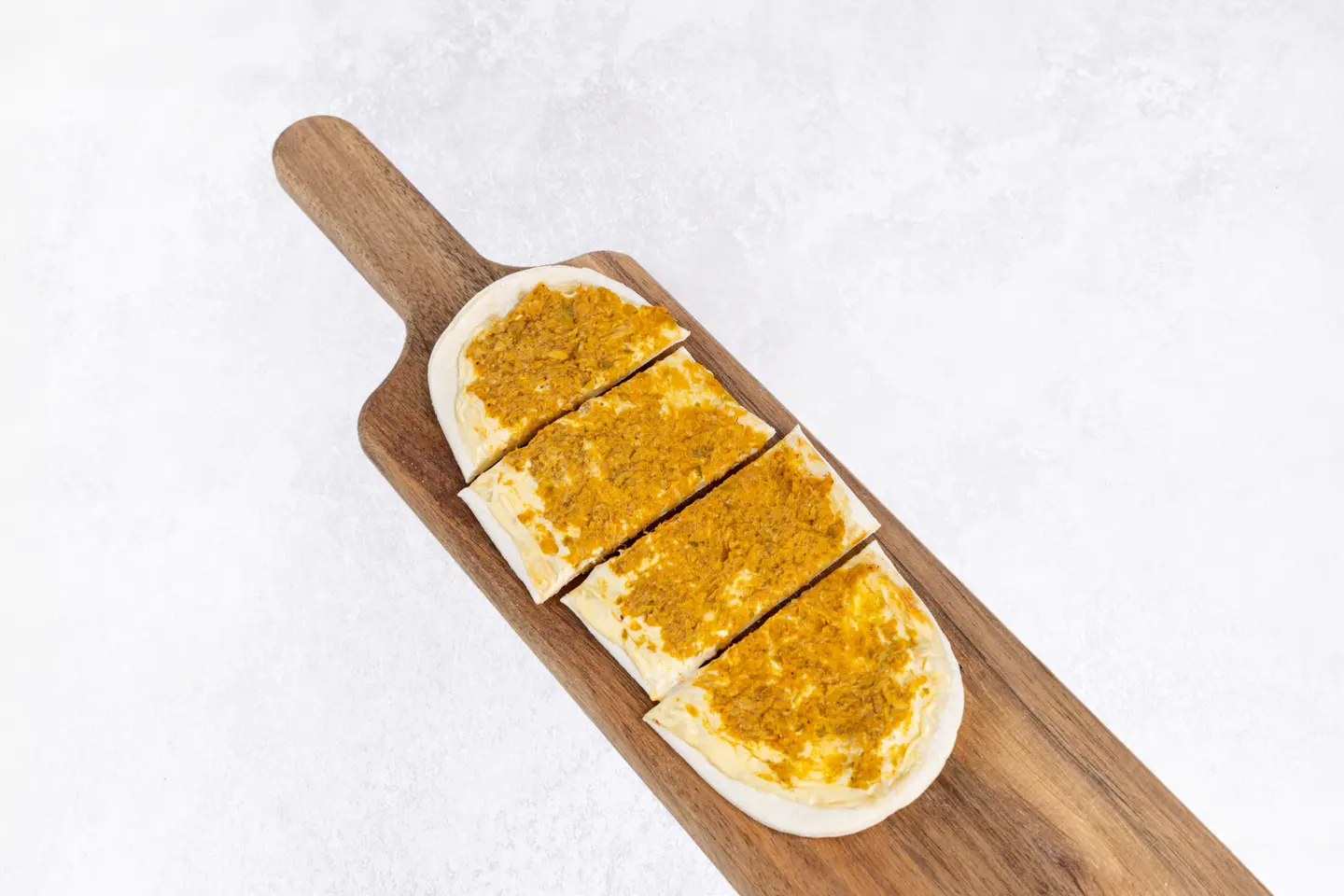 قارب دجاج مع جبن