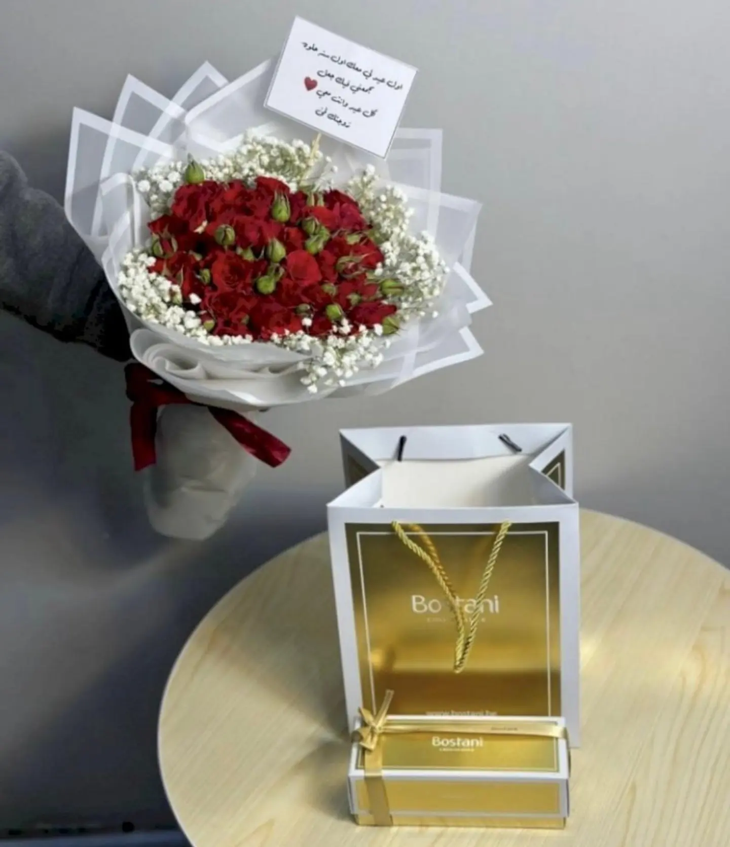 تنسيق ورد مع شوكلاتة بستاني 29