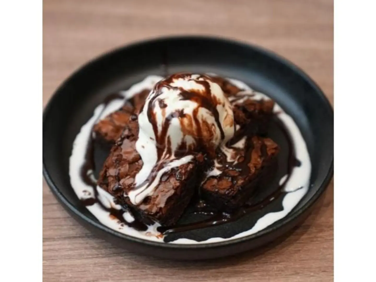 براونيز مع الايسكريم