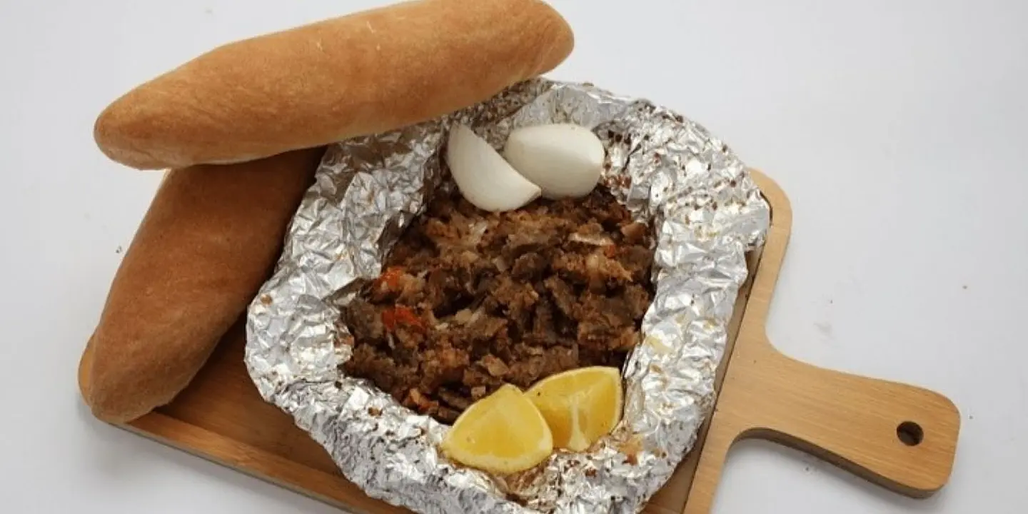 مدفون لحم حراق