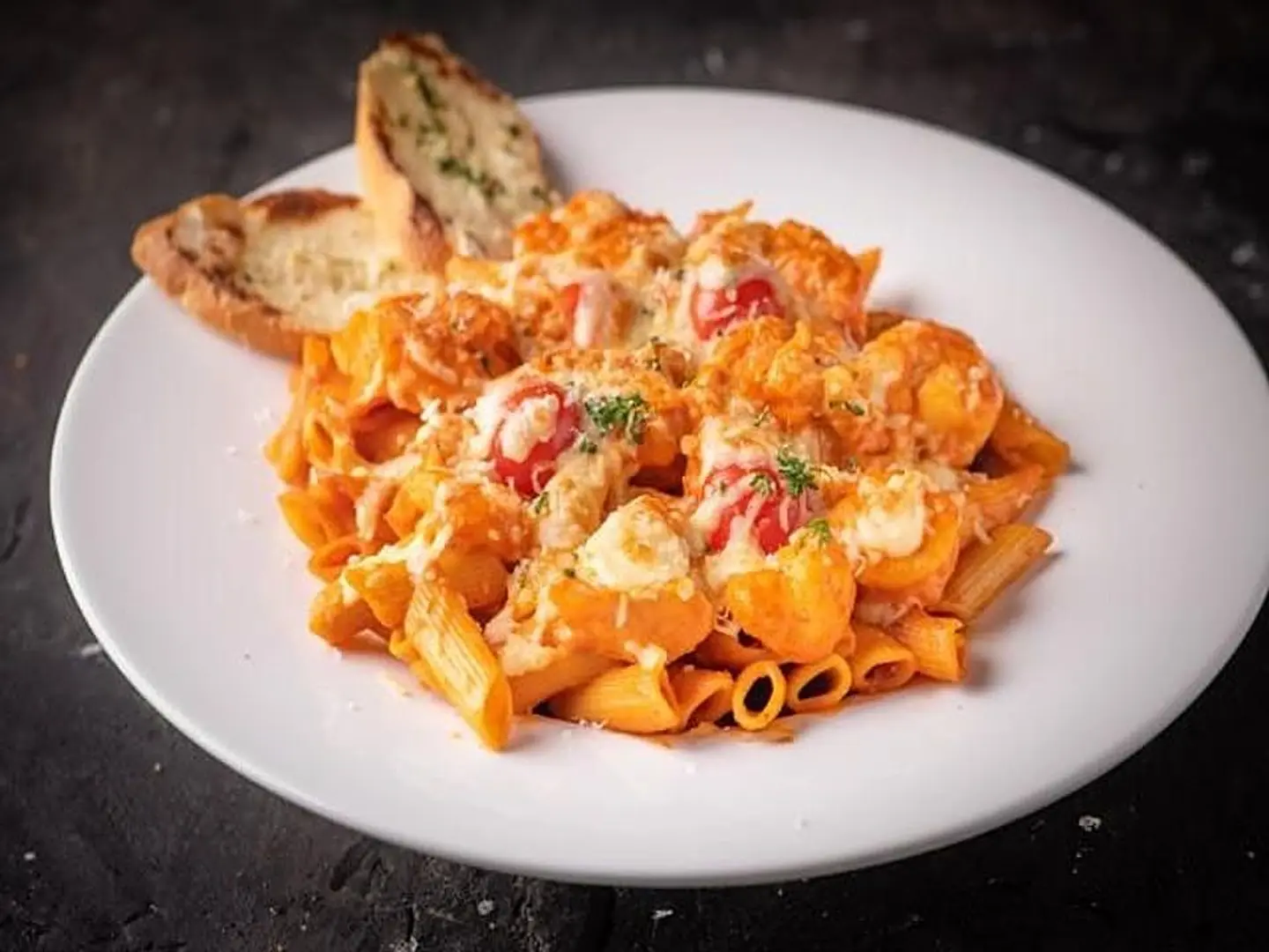 باستا بيني بالمأكولات البحرية