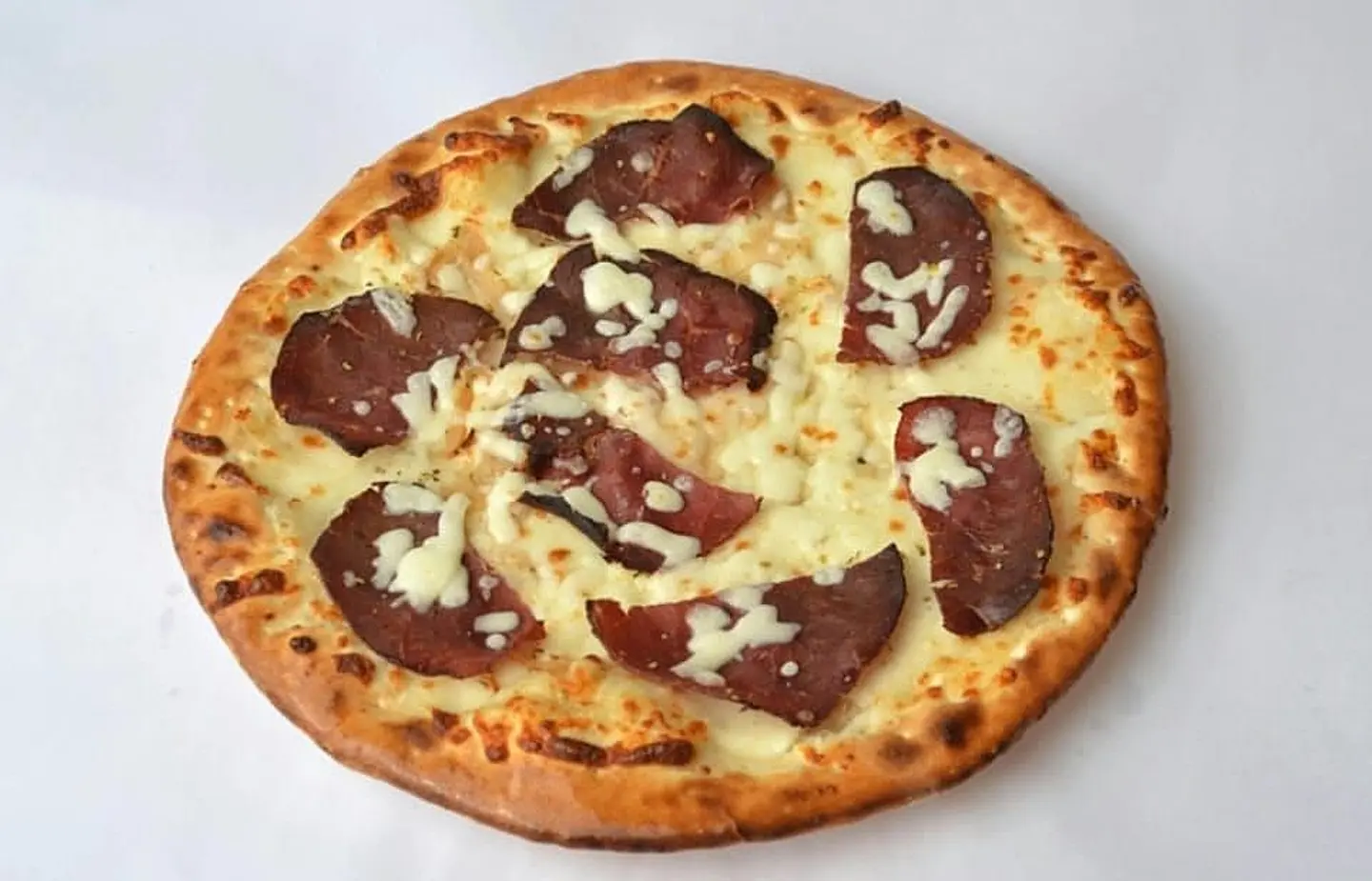 جبنة بسطرمة