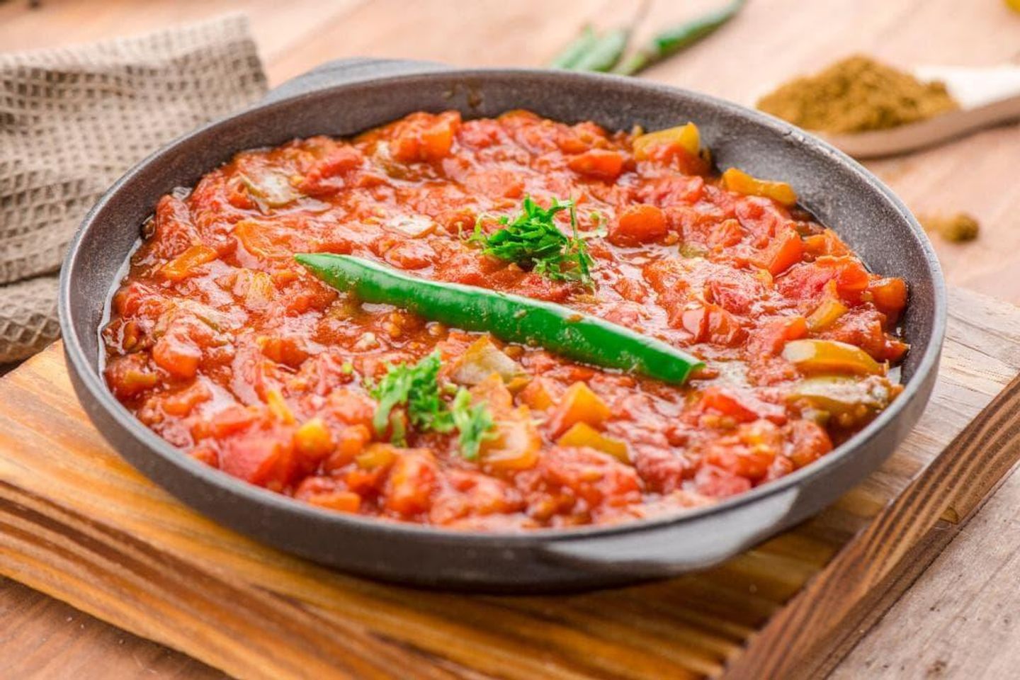 قلاية بندورة سادة