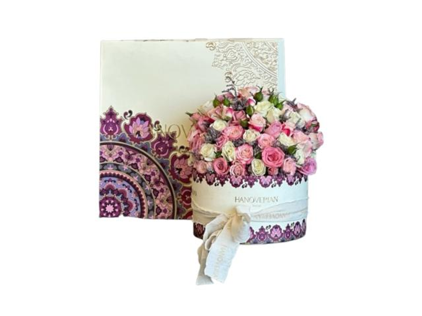 Humphrey Chocolate With Baby Rose Flowers