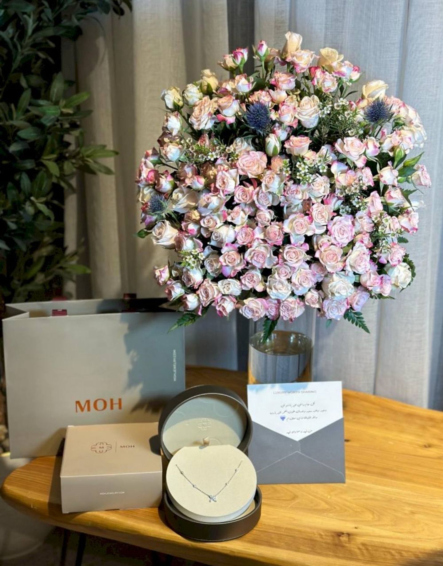 Moh Butterfly Necklace With Luxury Vase