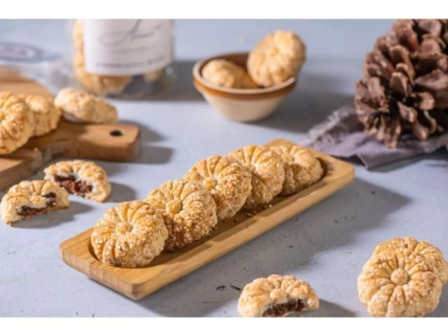 ﻣﻌﻣول ﺳﻣﺳم ﻋﻠﺑﮫ ﻣﻛوﻧﮫ ﻣن ١١ ﺣﺑﮫ