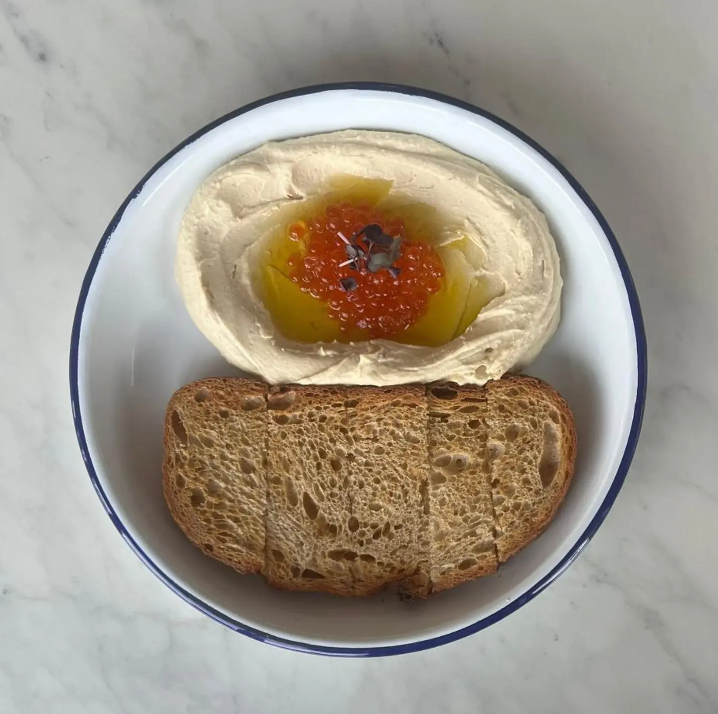 Hummus Ikura