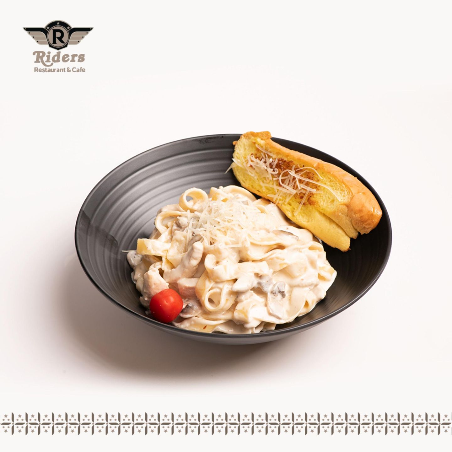 Fettuccine Alfredo