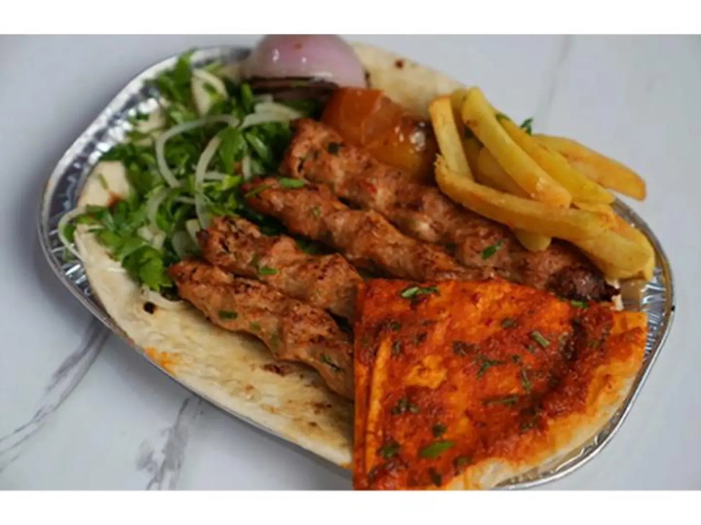 صحن كباب دجاج حلبي