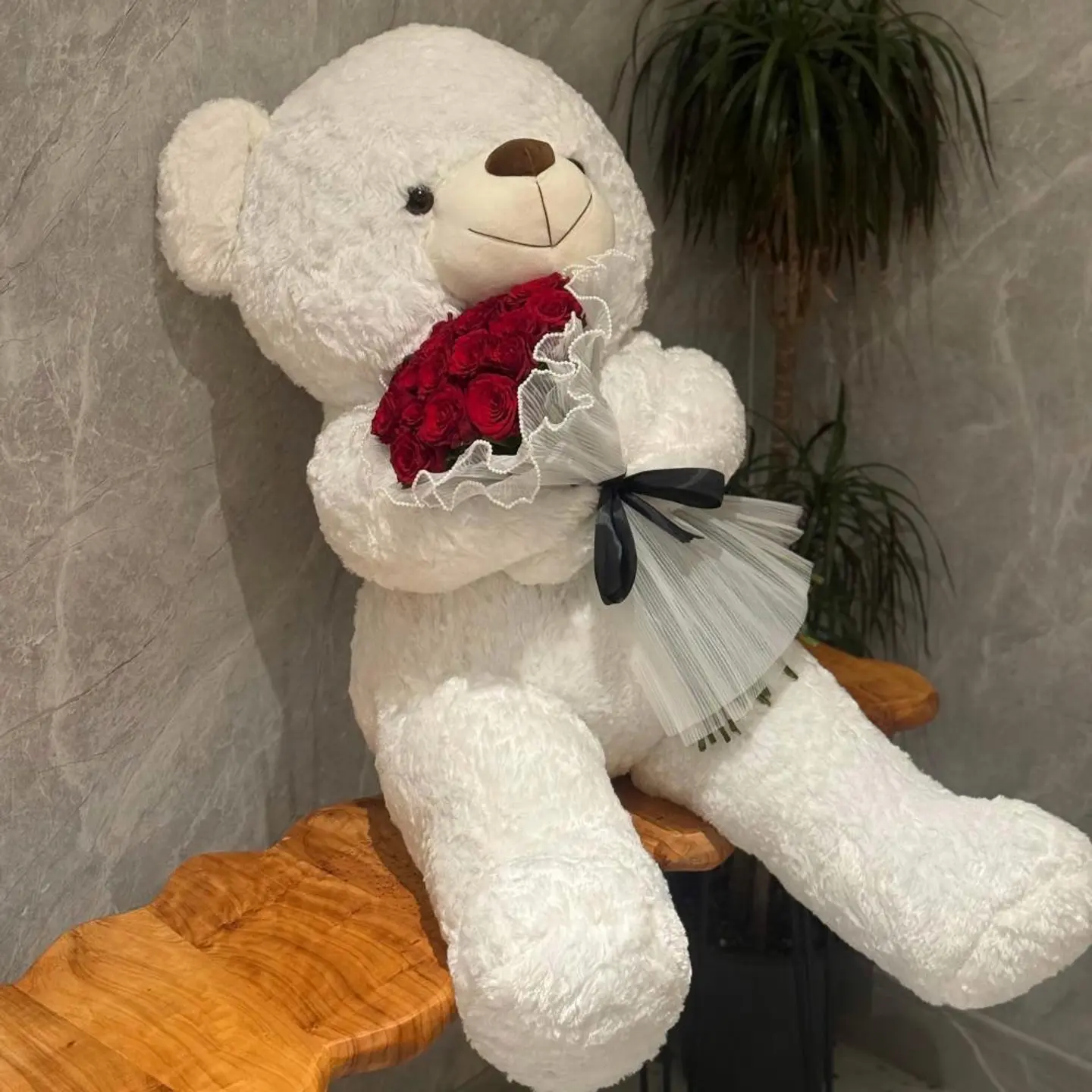 دبدوب عيناك ما ادراك ما عيناك مدن من الالوان والافلاك