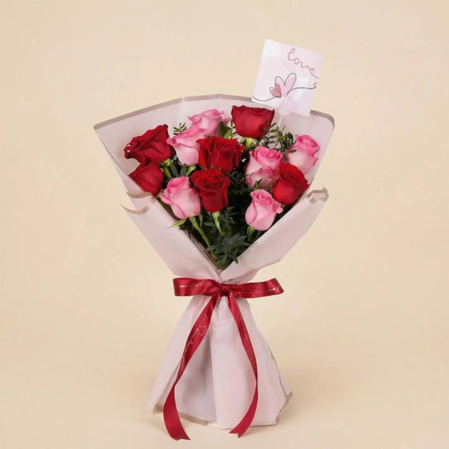 Bouquet Of Red And Pink Roses