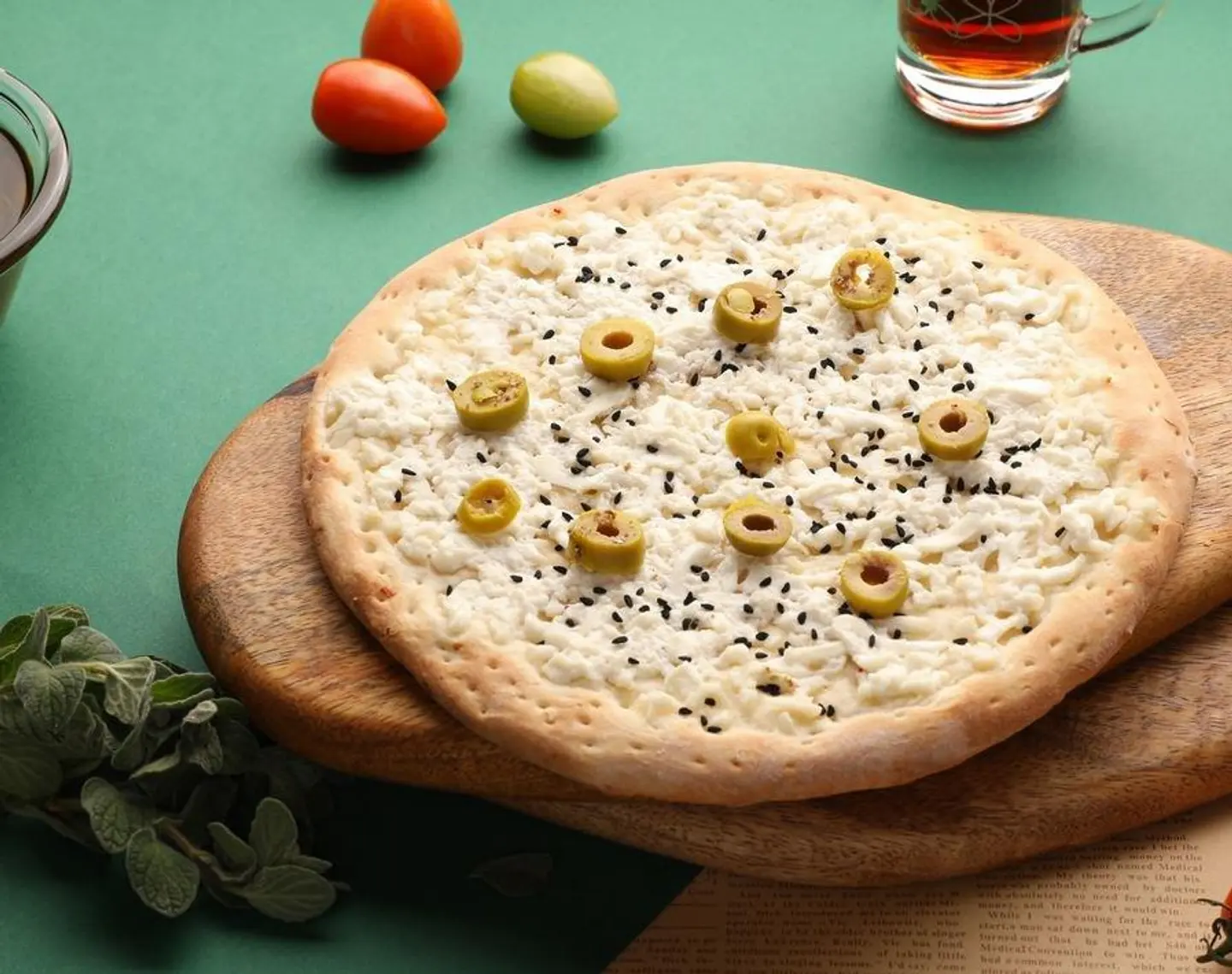 فطيرة جبنة زيتون