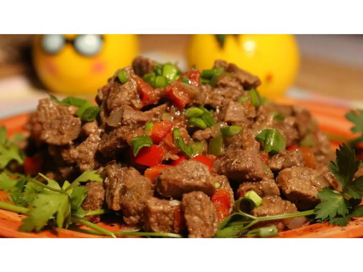 مقلقل دجاج صالونه